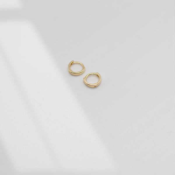 Tiny Huggie Hoop Earrings | 14K Earrings P&K   