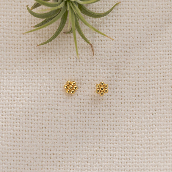 Beaded Flower Stud Earrings Earrings Jewelry Design Group Yellow Gold  